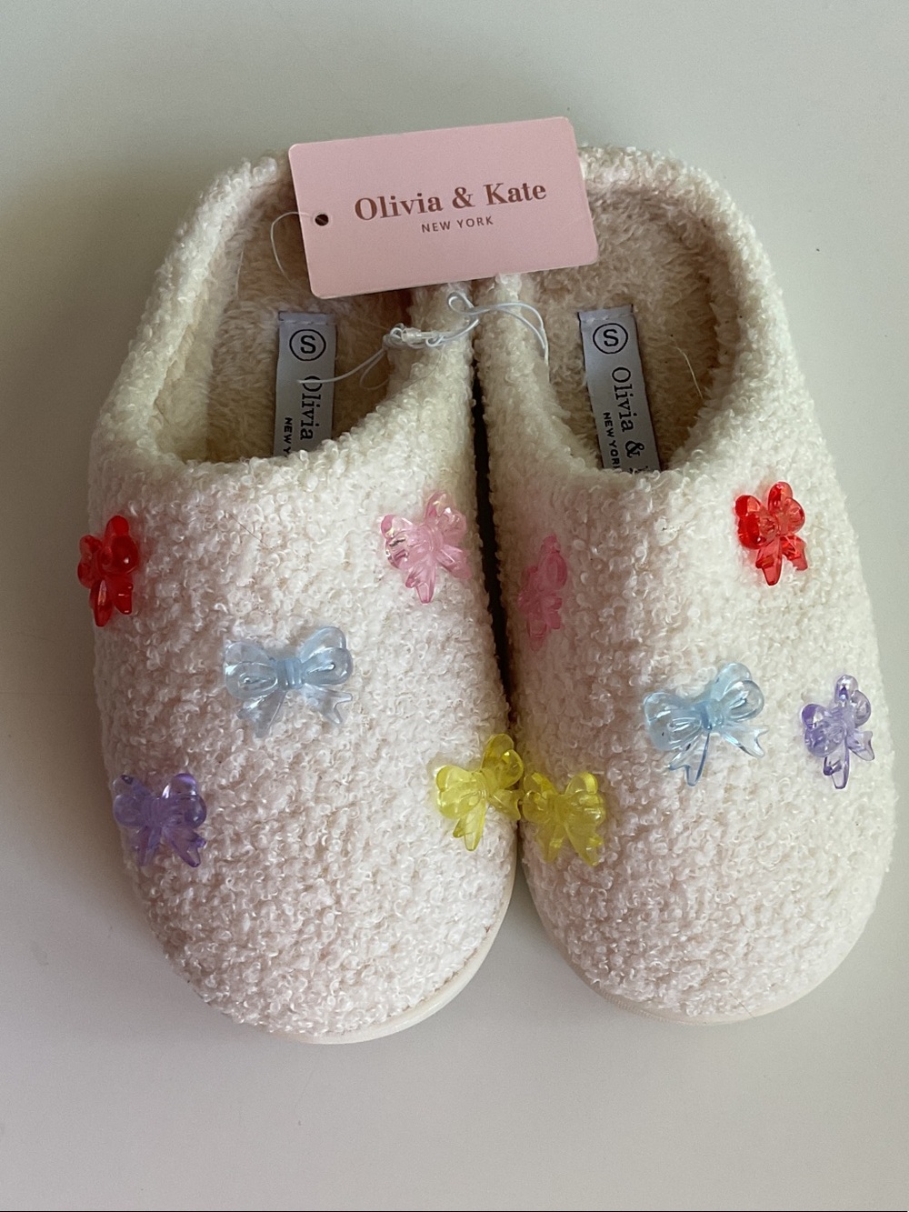 Olivia & Kate Cream Sherpa Slippers with Multicolor Acrylic Bows